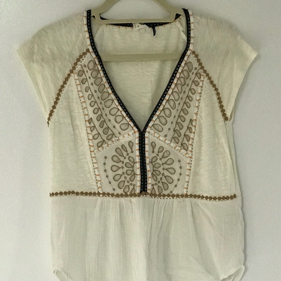 Anthropologie embroidered blouse - Picture 2 of 4